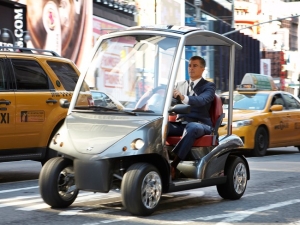 Click to see the Garia Monaco road Legal Buggy Garia Monaco road Legal Buggy on the road in a main busy city
